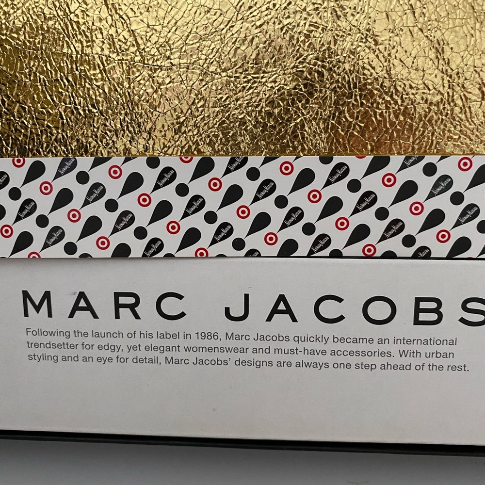 Marc Jacobs Zip Pouch - Picture 2 of 13